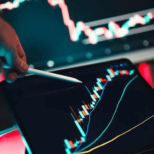 Aéryon Luminaire - Équipe d'experts en cryptomonnaie